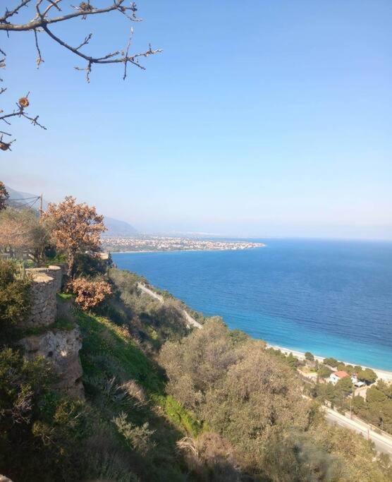 Cottage House With Incredible View Trapeza  Екстер'єр фото