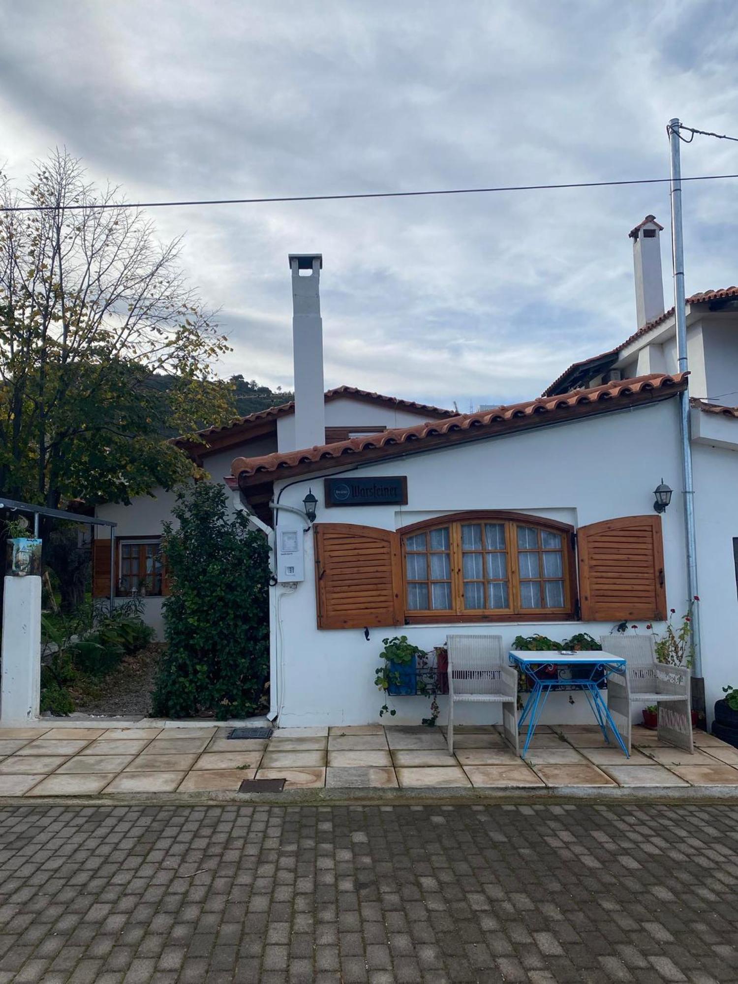 Cottage House With Incredible View Trapeza  Екстер'єр фото