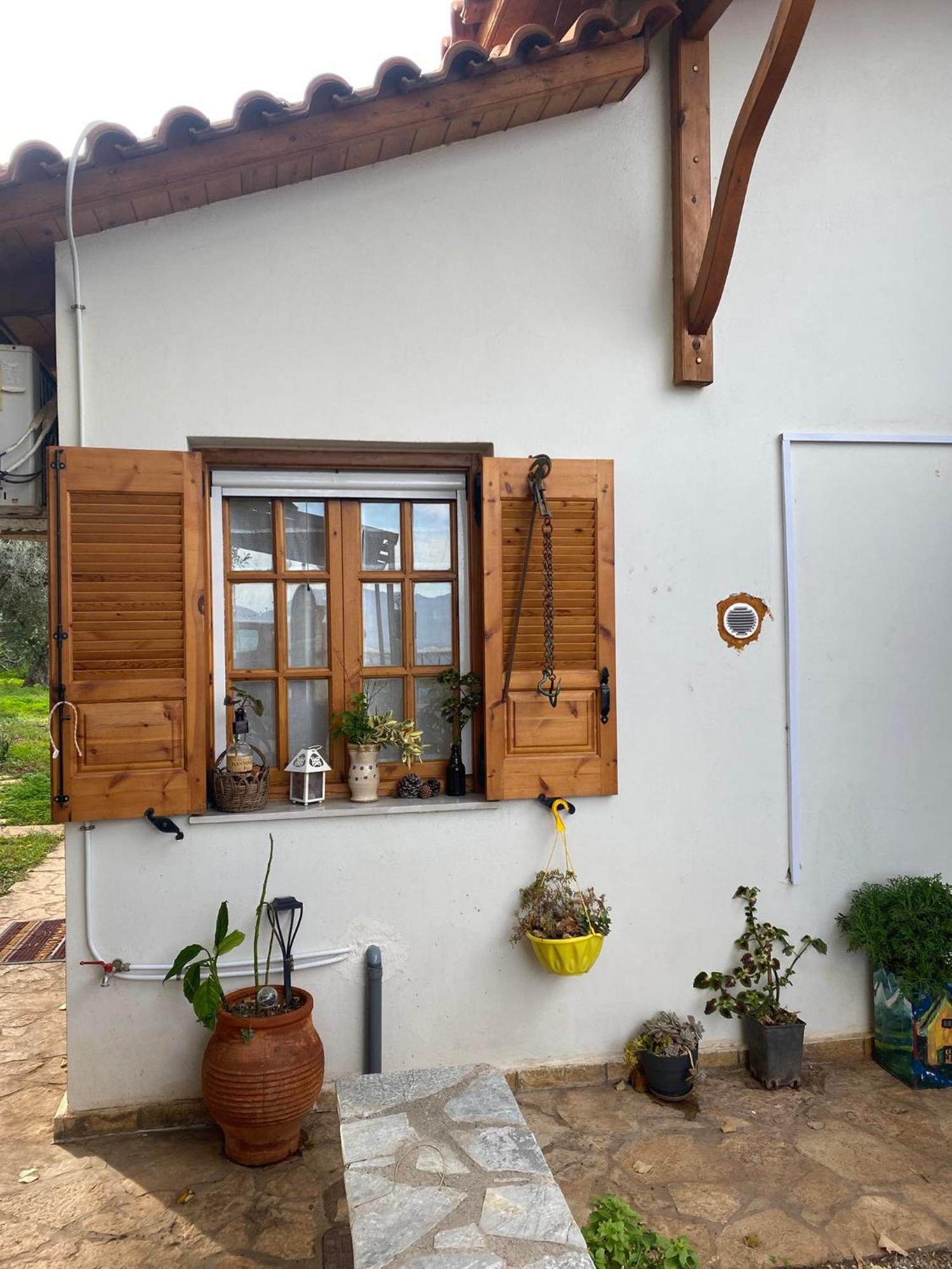 Cottage House With Incredible View Trapeza  Екстер'єр фото
